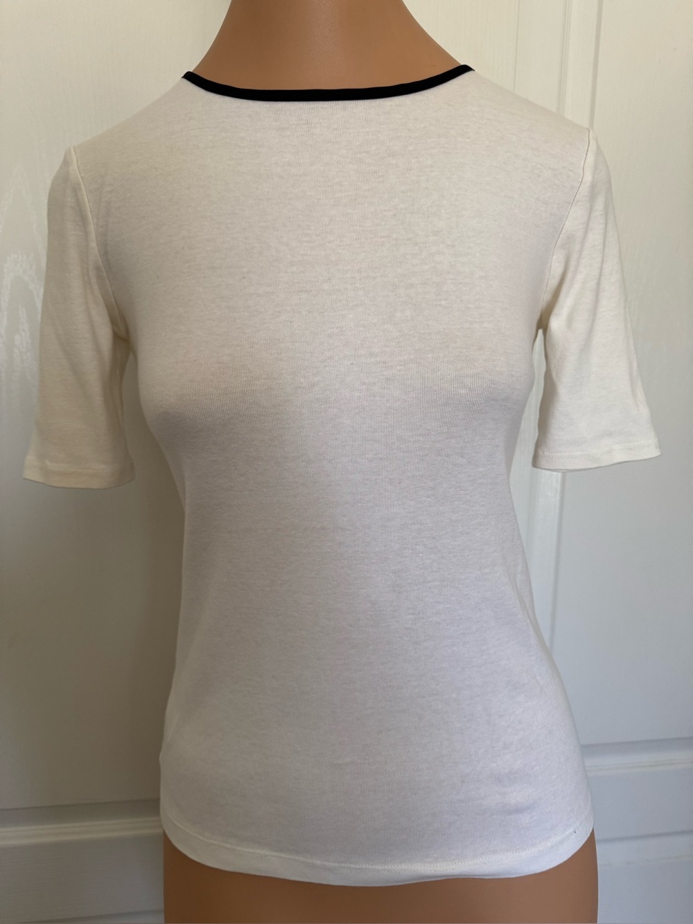 ANN TAYLOR Petite Cream Short-Sleeve Top with Black Trim Size MP